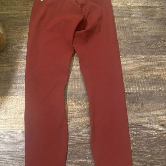 [fabletics] power hold maroon elastic back high waist 7/8 legging EUC #4 - Picture 11 of 11
